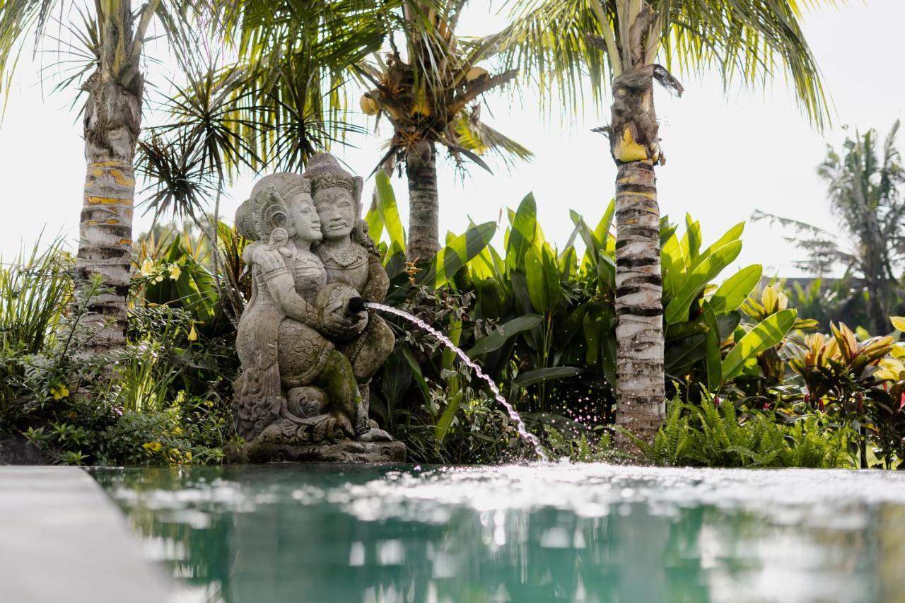 Airsania Ubud Antique Villas Buitenkant foto